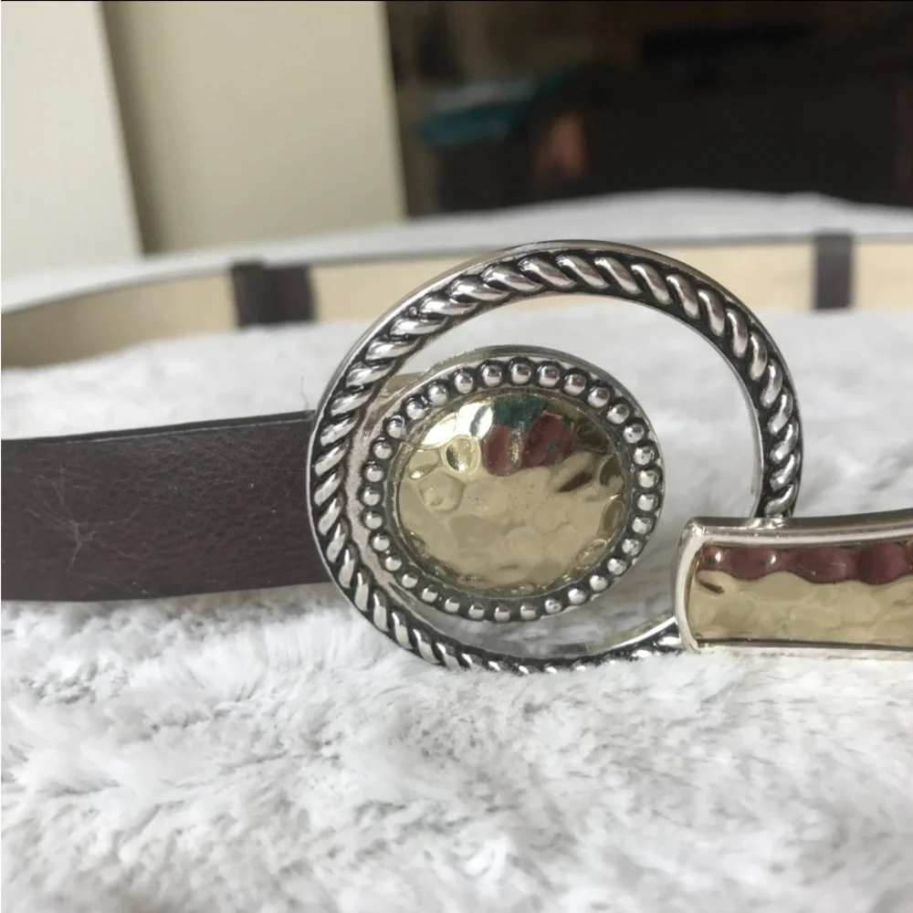 Chicos Gold Silver Buckle Brown Leather Adjustable Belt Medium Large